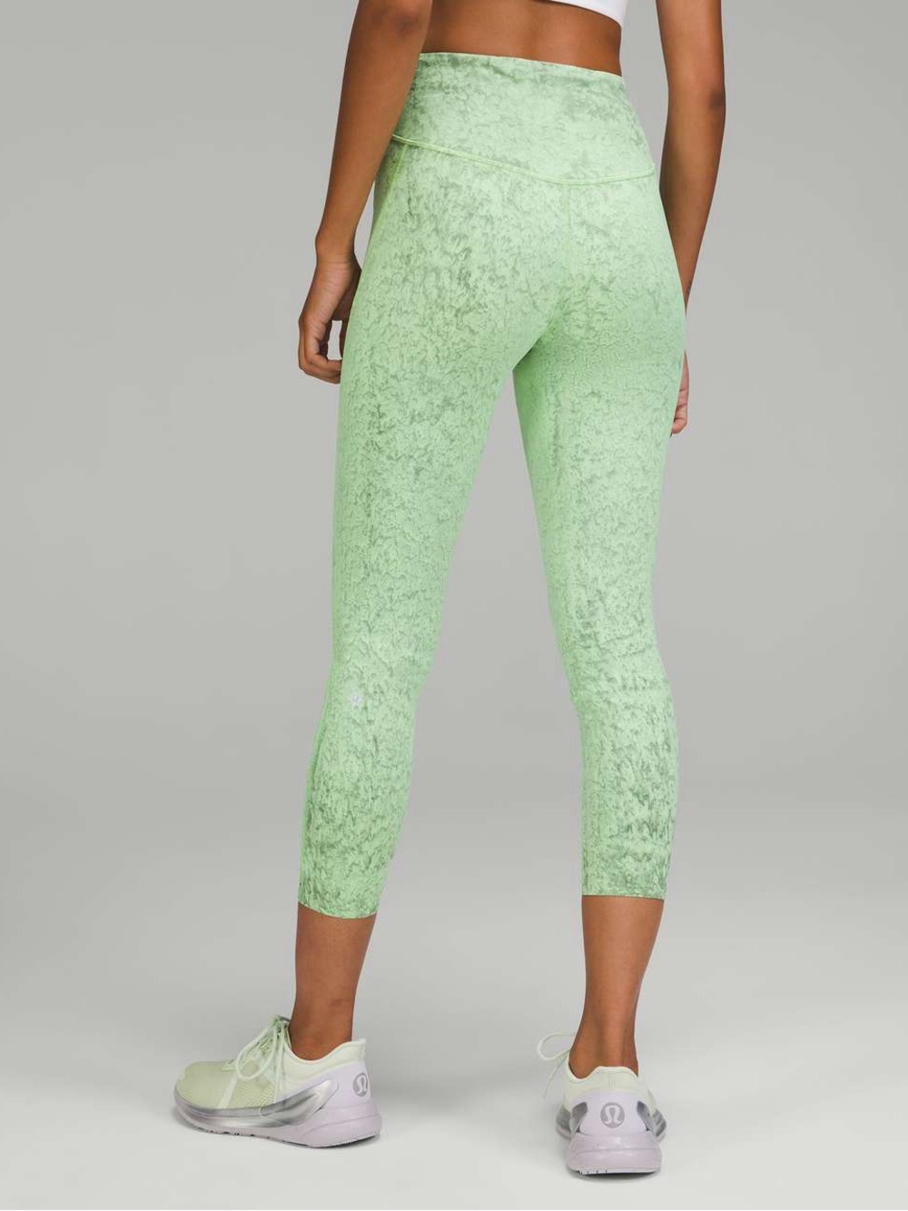 Lululemon Base Pace High-Rise Running Tight 25" City Grit Green Multi $118 MSRP